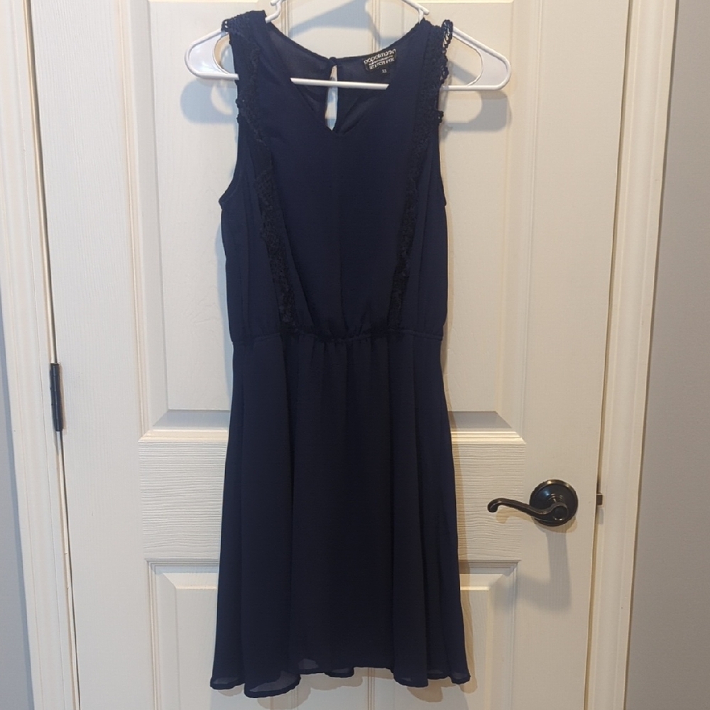 Chic Navy Sleeveless Mini Dress